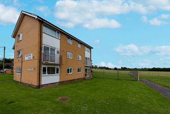 3 Bedroom Maisonette To Rent In Ilchester, Yeovil., BA22