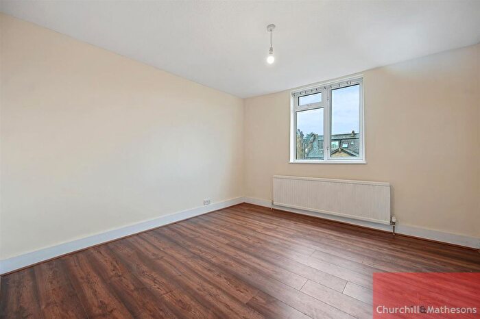 2 Bedroom Flat To Rent In Sellons Avenue, London, NW10