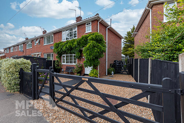 3 Bedroom End Of Terrace House For Sale In Pilling Park Road, Norwich, NR1