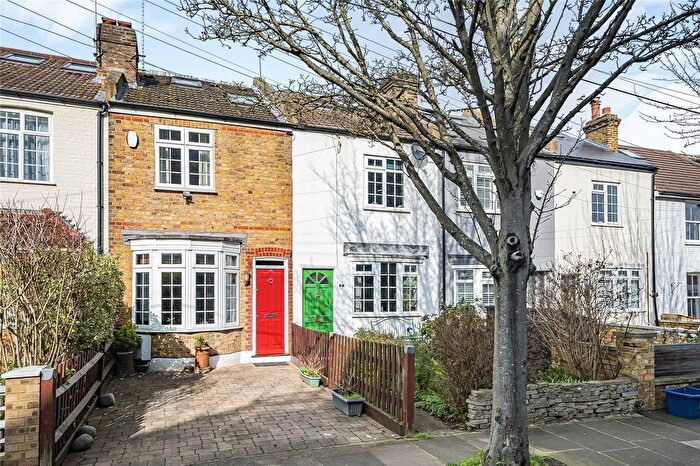 4 Bedroom Terraced House For Sale In St. Georges Road, Surrey, TW9