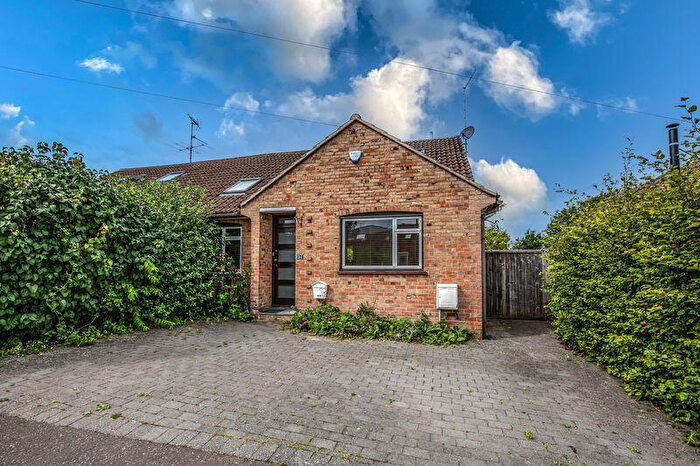 3 Bedroom Bungalow For Sale In Orchard Way, Hurstpierpoint, BN6