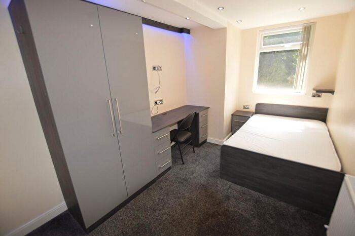 1 Bedroom Flat To Rent In Montpelier Terrace, Back Montpelier Terrace, Leeds, LS6