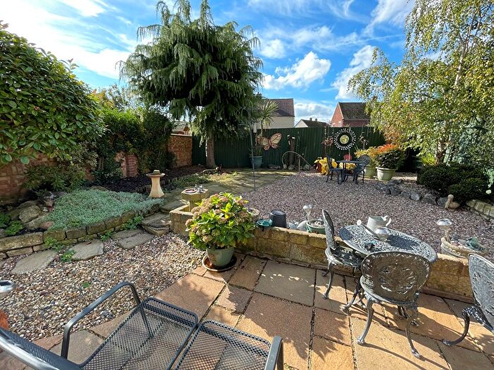 2 Bedroom Bungalow For Sale In Broctone Drive, Broughton Astley, Leicester, LE9