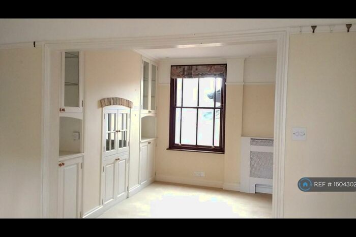 4 Bedroom Semi-Detached House To Rent In Victoria Rd, Woodbridge, IP12