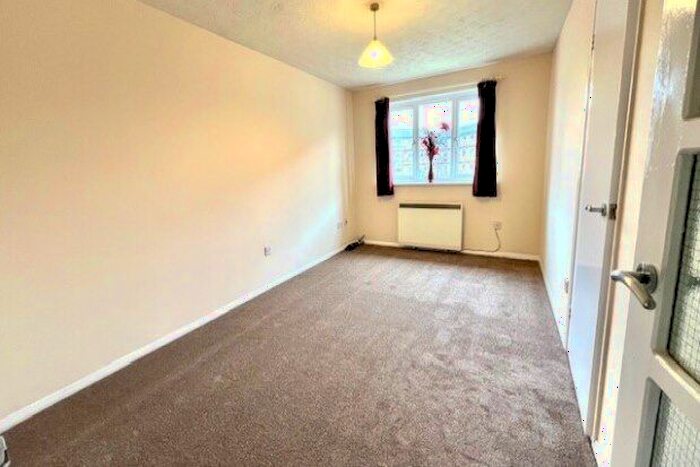 1 Bedroom Flat To Rent In Baker Court, London, E11