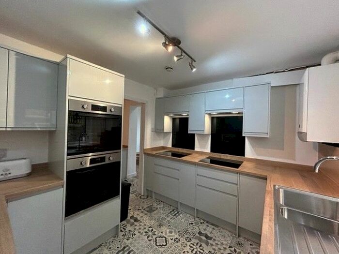 7 Bedroom Terraced House To Rent In Longbrook Street, Exeter, EX4