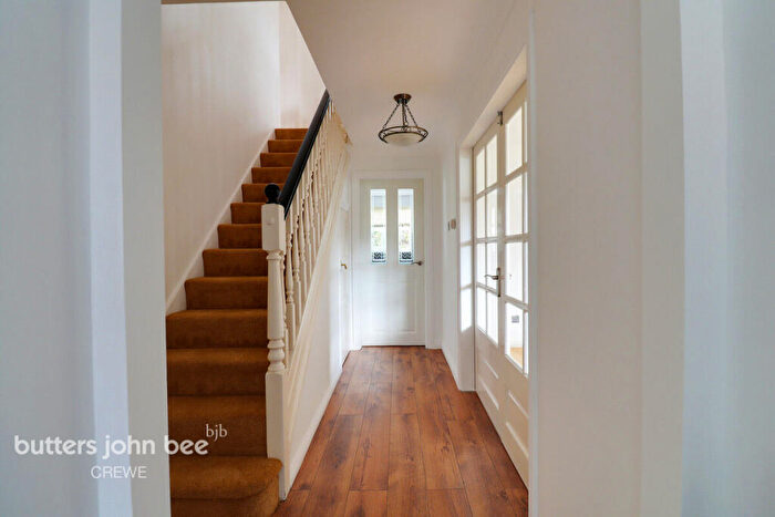 5 Bedroom Detached House For Sale In Blackthorne, Crewe, CW2