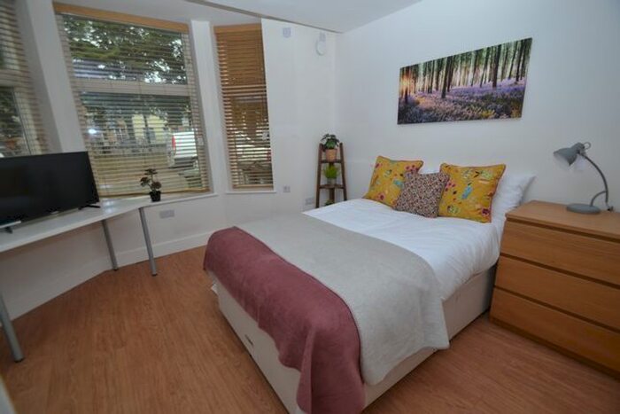 3 Bedroom Flat To Rent In Cogan Terrace, Cathays, Cardiff CF24