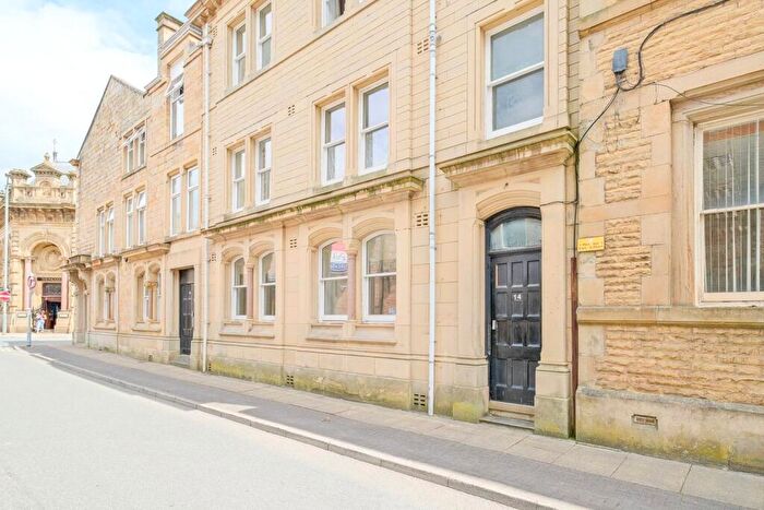 1 Bedroom Apartment To Rent In Nicholas Street, Burnley, Lancashire, BB11