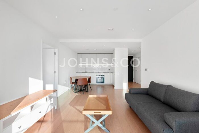 2 Bedroom Flat To Rent In Cutter Lane, Greenwich Peninsula, London, SE10