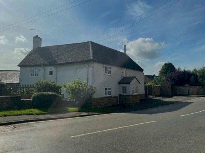 3 Bedroom House To Rent In Ravensthorpe, NN6