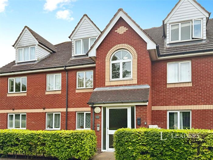 2 Bedroom Flat To Rent In Peterhouse Close, Peterborough, PE3
