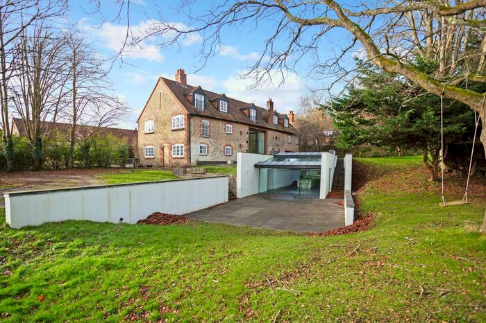 5 Bedroom Detached House For Sale In Hawkley, Liss, GU33