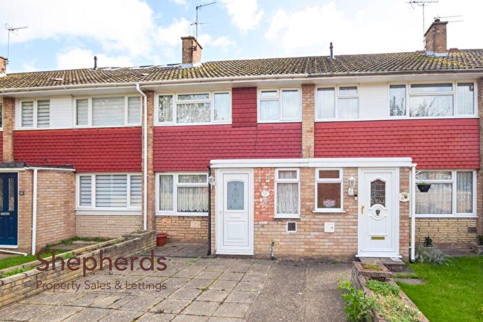 3 Bedroom Terraced House For Sale In Perrysfield Road, Cheshunt, EN8