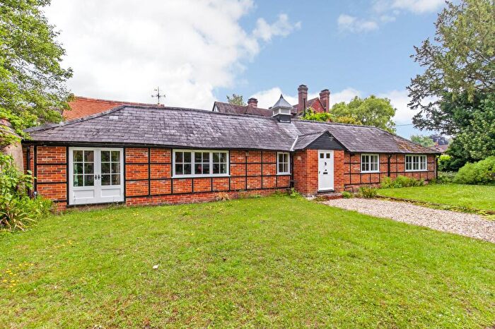 2 Bedroom Character Property To Rent In Chilbolton, Stockbridge, SO20