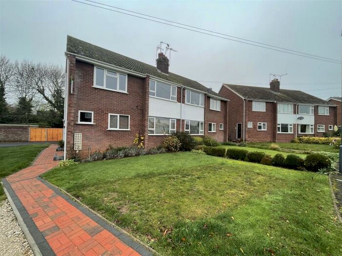 2 Bedroom Maisonette To Rent In Woodcote Avenue, Kenilworth, CV8