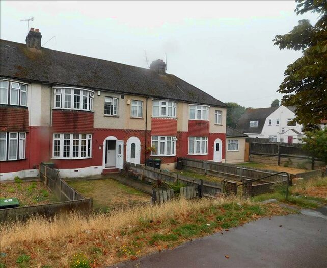 3 Bedroom Terraced House To Rent In Rochester Road, Gravesend, DA12