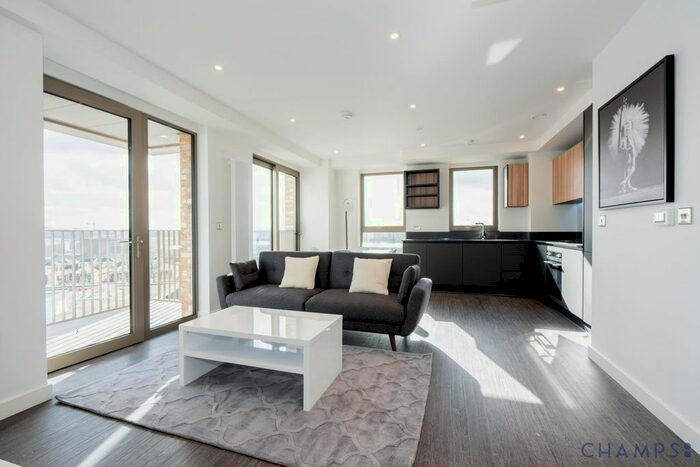 2 Bedroom Flat For Sale In Royal Docks West Western Gateway, E16