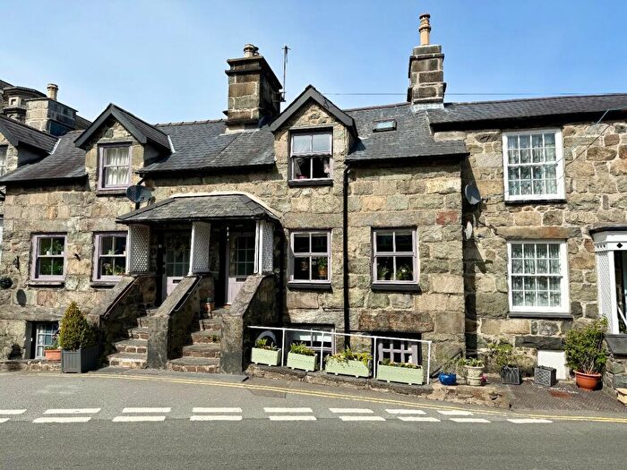 2 Bedroom Terraced House For Sale In Cader Road, Dolgellau, LL40