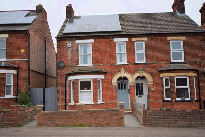 3 Bedroom Semi-Detached House To Rent In Kings Road, Flitwick, Bedford, MK45