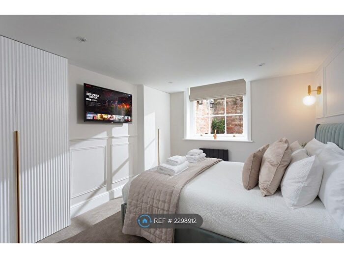 1 Bedroom Flat To Rent In Tanner Row, York, YO1