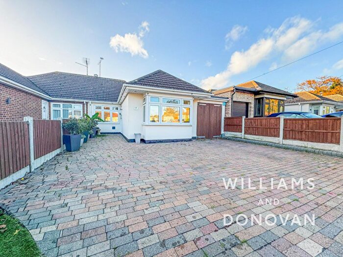 2 Bedroom Semi Detached Bungalow For Sale In Heycroft Road, Leigh-On-Sea, SS9