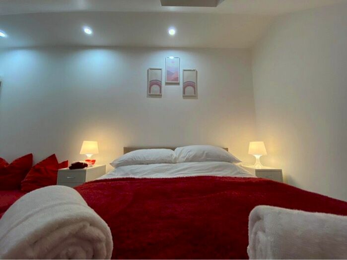 Studio To Rent In Church Lane, London, NW9