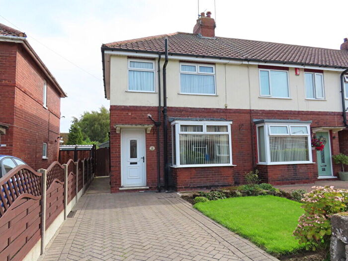 3 Bedroom End Of Terrace House For Sale In Shaftesbury Avenue, Goole, DN14
