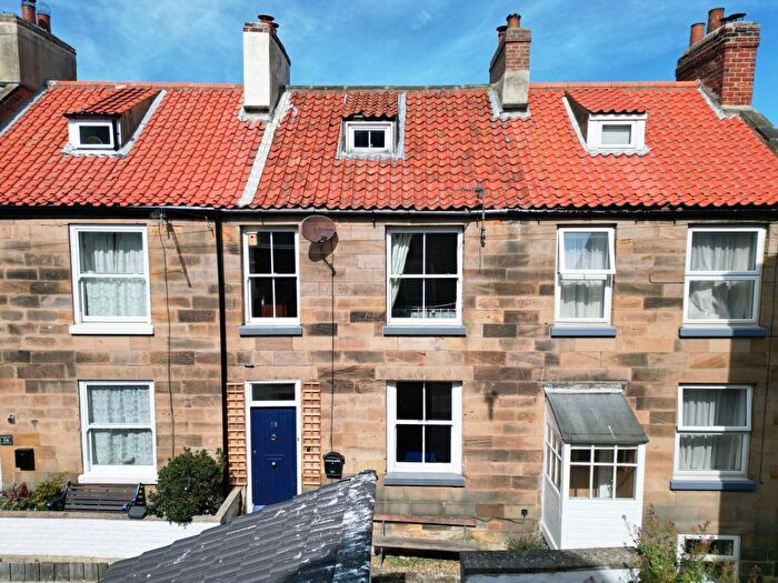 3 Bedroom Cottage For Sale In Clarence Place, Whitby, YO21