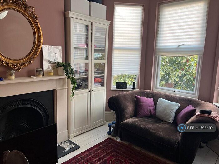 2 Bedroom Flat To Rent In Maryland Road, London, N22