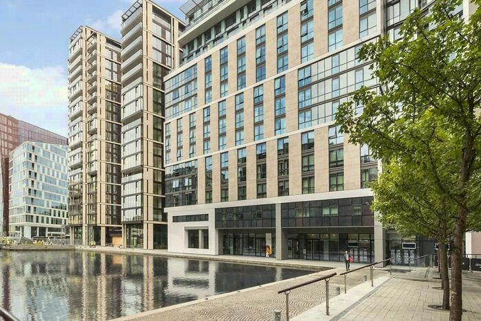 3 Bedroom Flat To Rent In 4 Merchant Square East, Paddington, London W2