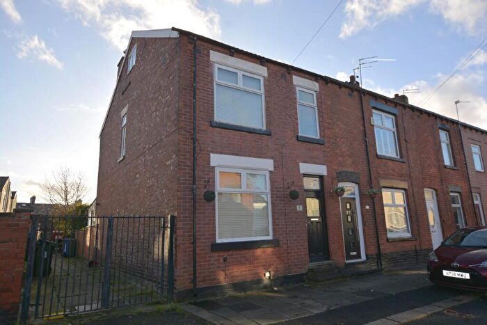2 Bedroom End Of Terrace House For Sale In Tame Street, Denton, , Manchester, M34