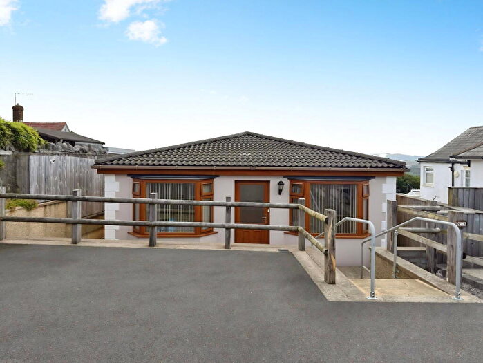 2 Bedroom Detached Bungalow For Sale In Penlan Grove, Treboeth, Swansea, SA5