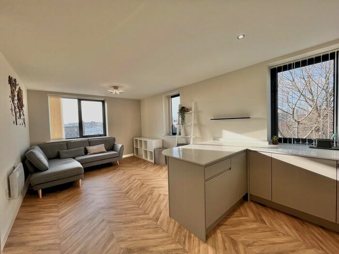 2 Bedroom Apartment To Rent In Public Haus, LS9