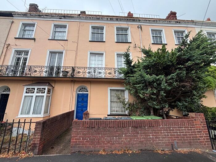 2 Bedroom Apartment To Rent In Old Tiverton Road, Exeter, EX4