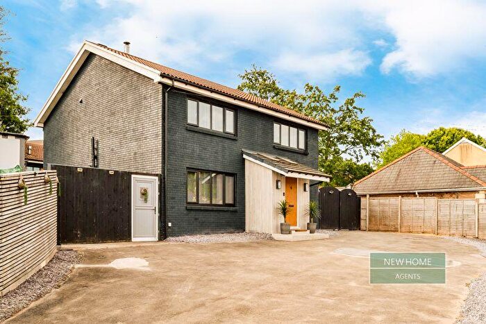 5 Bedroom Detached House For Sale In Brondeg Lane, Alltwen, Pontardawe, Swansea, SA8