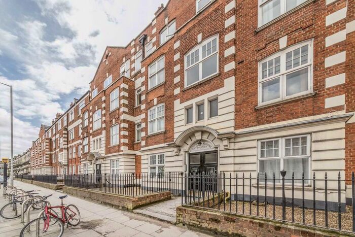 3 Bedroom Flat To Rent In Talgarth Road, London, W14