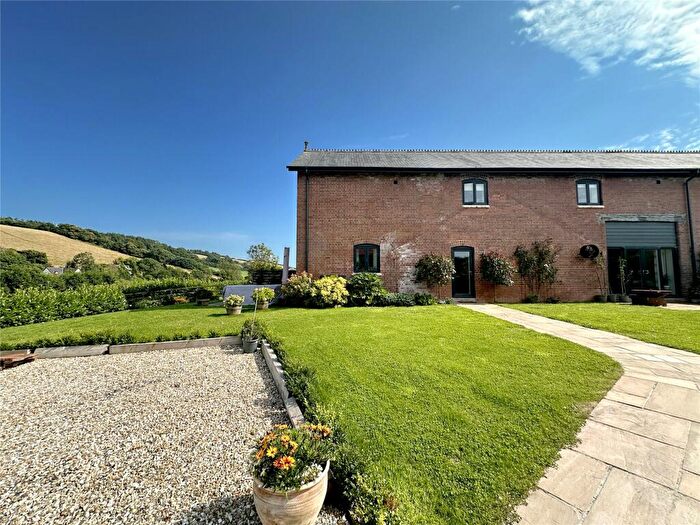 4 Bedroom Barn Conversion To Rent In Higher Dawlish Water, Dawlish, Devon, EX7