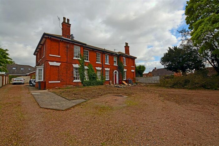 2 Bedroom Flat To Rent In The Old Vicarage, Fairfield Drive, Messingham, DN17