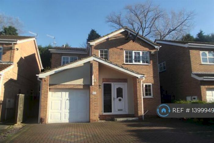 4 Bedroom Detached House To Rent In Camelot Avenue, Nottingham, NG5