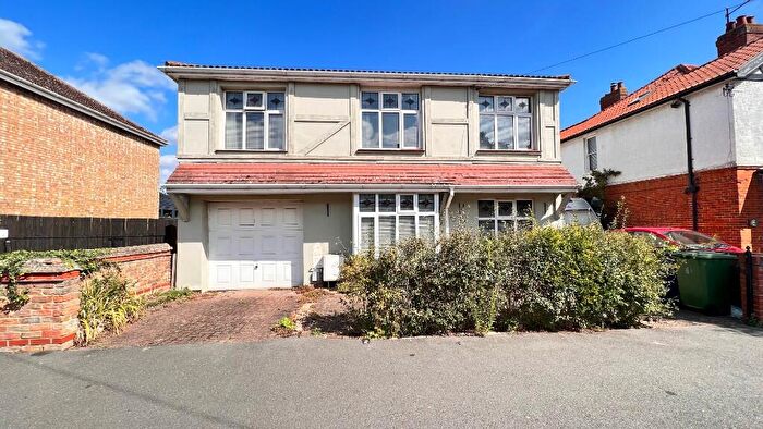4 Bedroom Detached House For Sale In Norwood Avenue, March, Cambridgeshire, PE15