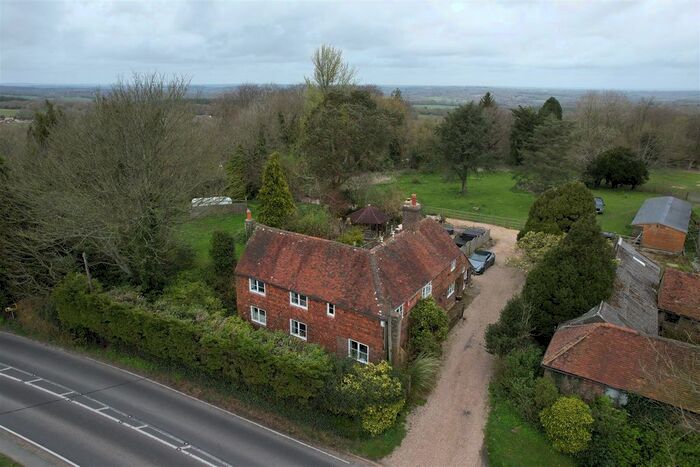 4 Bedroom Detached House For Sale In Hastings Road, Battle, TN33