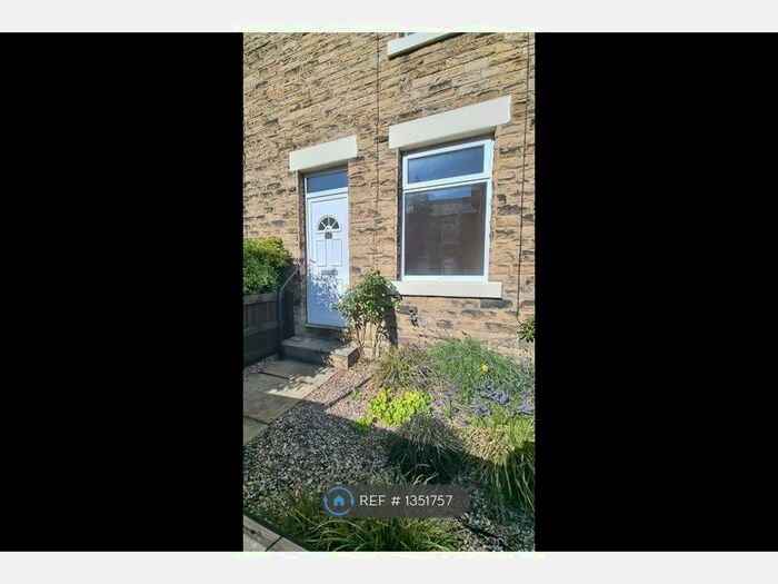 2 Bedroom Terraced House To Rent In Park Street, Horbury, Wakefield, WF4