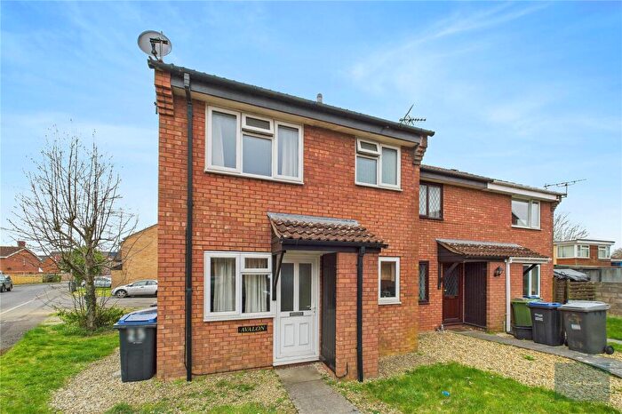 1 Bedroom End Of Terrace House To Rent In Weavers Crofts, Melksham, SN12