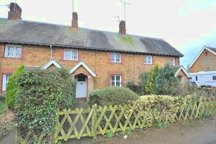 2 Bedroom Cottage To Rent In Sywell, Northampton, NN6