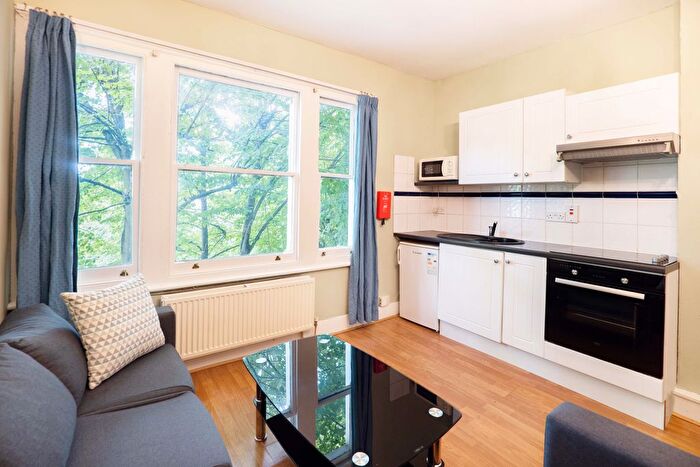 1 Bedroom Flat To Rent In Elsham Road, Kensington Olympia, London, W14