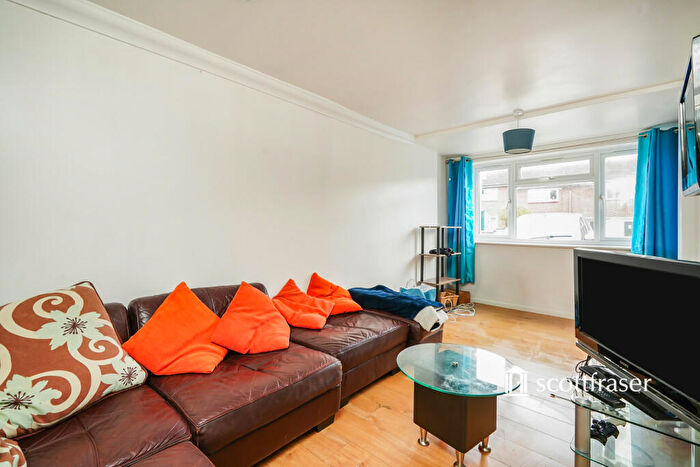 5 Bedroom Semi Detached House To Rent In Nuffield Road, Headington, OX3