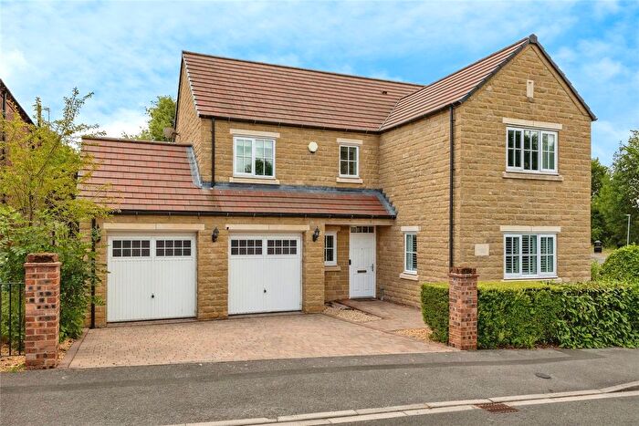 4 Bedroom Detached House For Sale In Meadow Vale Close, Yarm, TS15