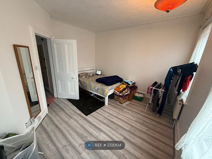 1 Bedroom Flat To Rent In Brunswick Hill, Reading, RG1