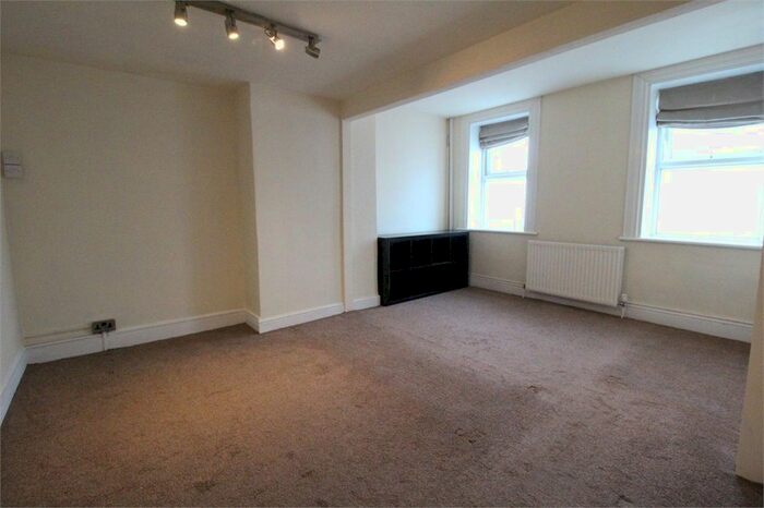 1 Bedroom Flat To Rent In Broadwalk Shopping Centre, Station Road, Edgware HA8